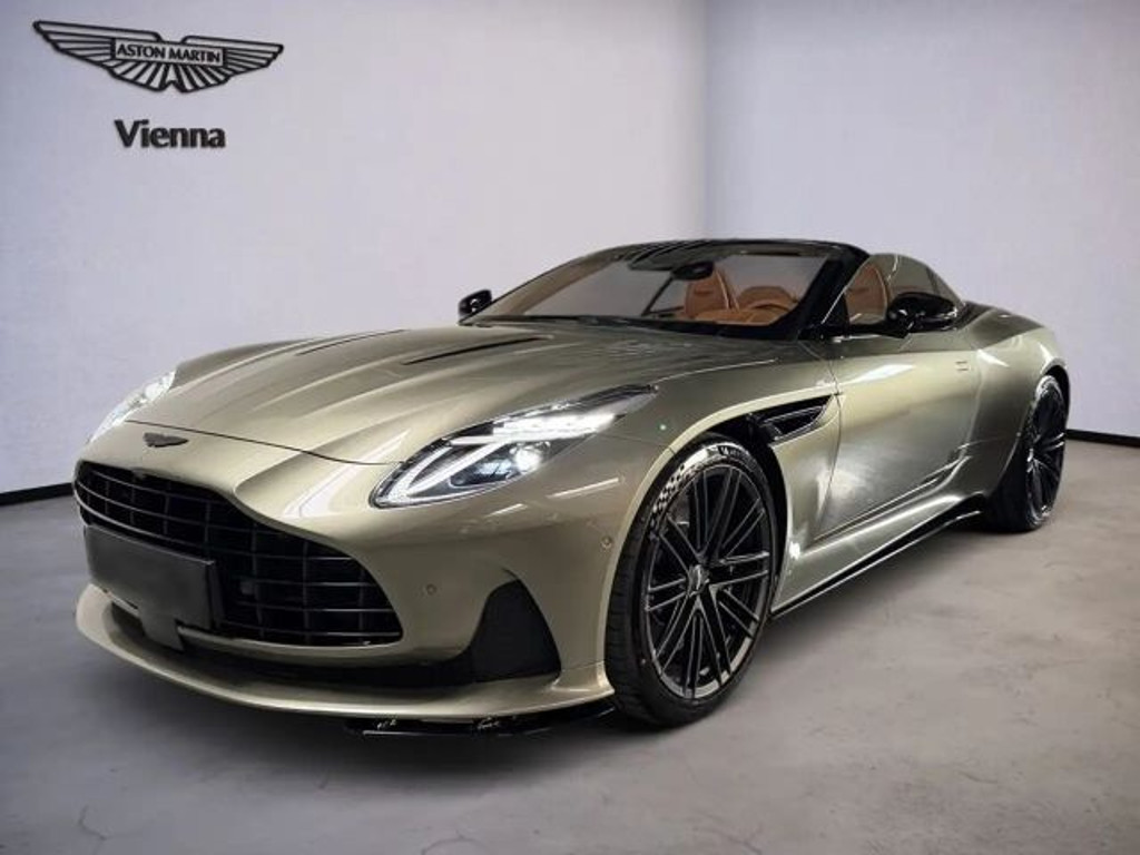 Aston Martin DB12