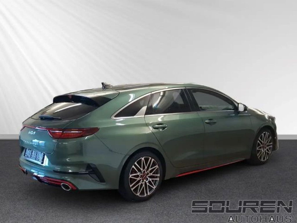 Kia ProCeed