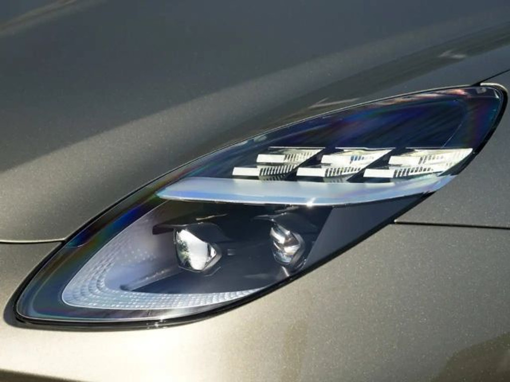 Aston Martin Vantage