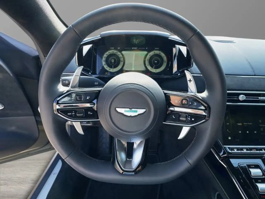 Aston Martin Vantage