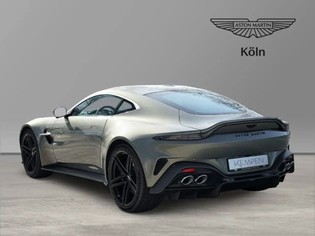 Aston Martin Vantage