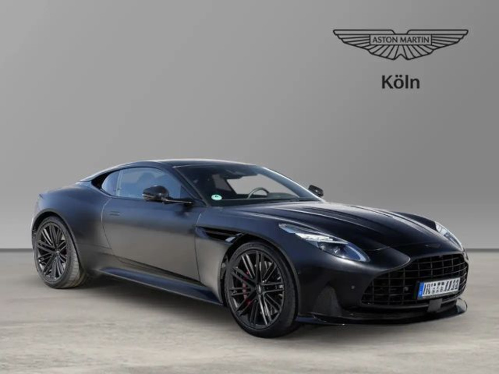 Aston Martin DB12