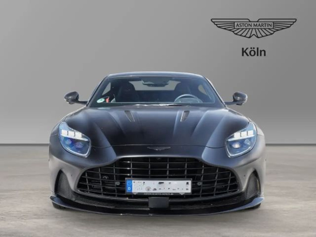 Aston Martin DB12