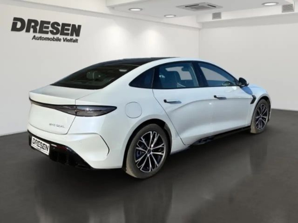 BYD Seal
