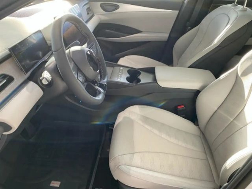 BYD Seal