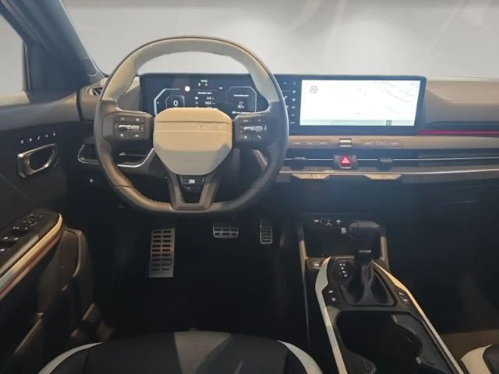 Kia K4