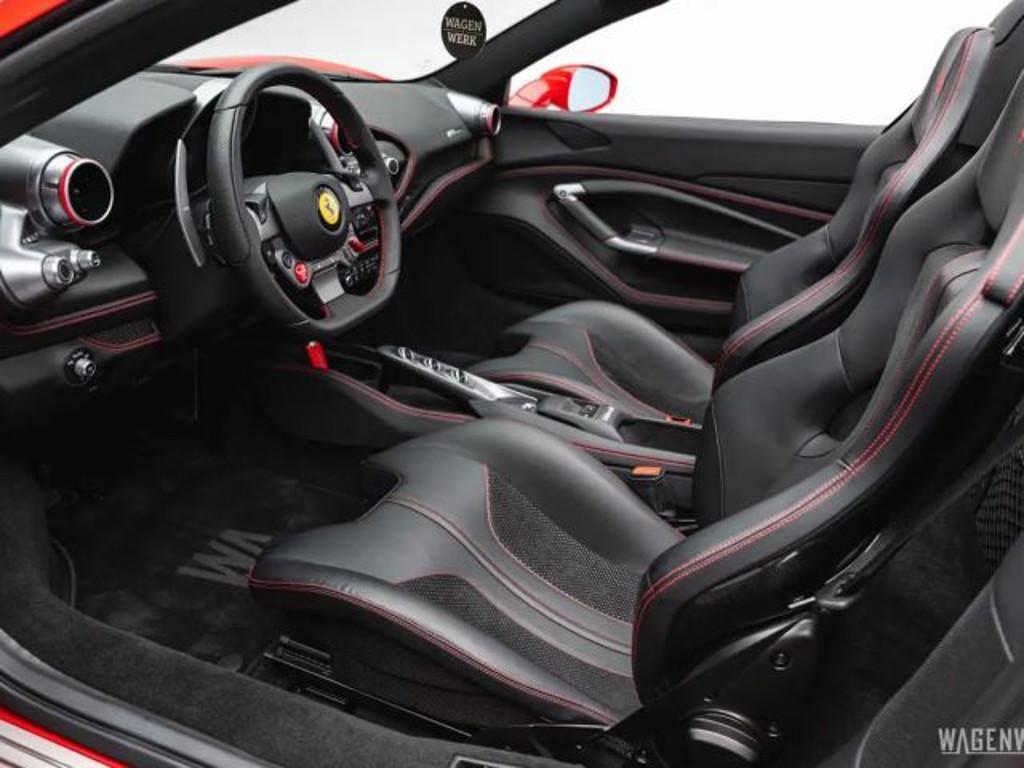 Ferrari F8