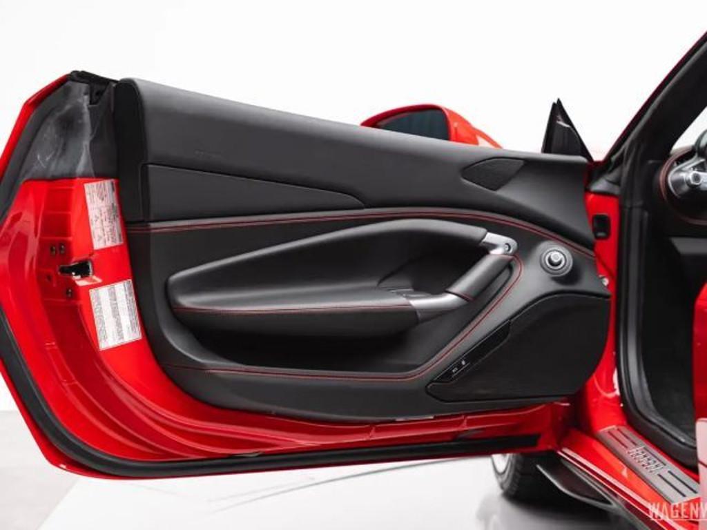Ferrari F8