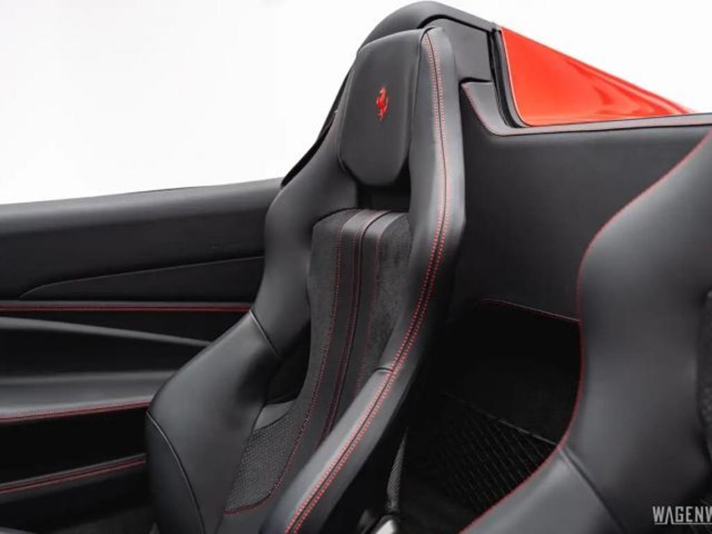 Ferrari F8