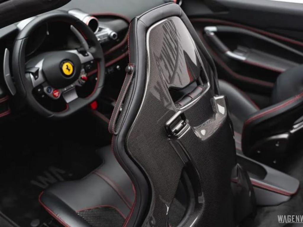 Ferrari F8