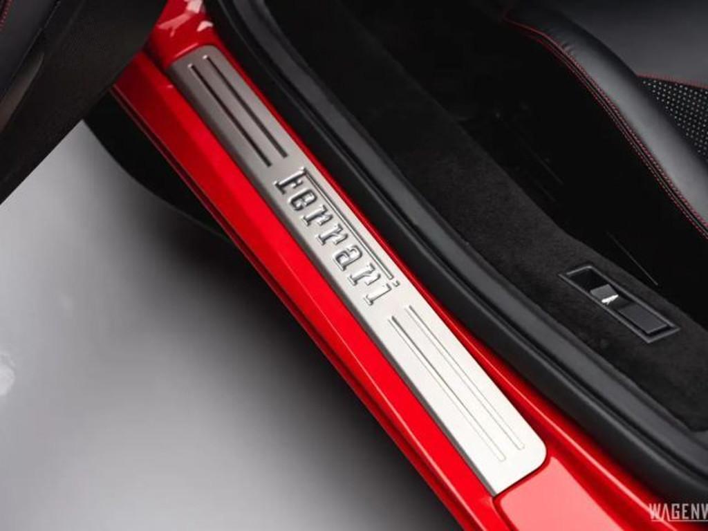 Ferrari F8