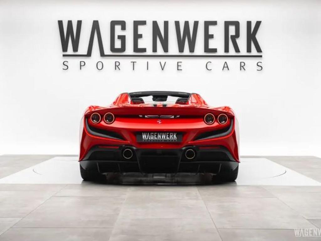 Ferrari F8