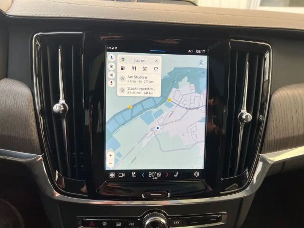 Volvo V90 Cross Country