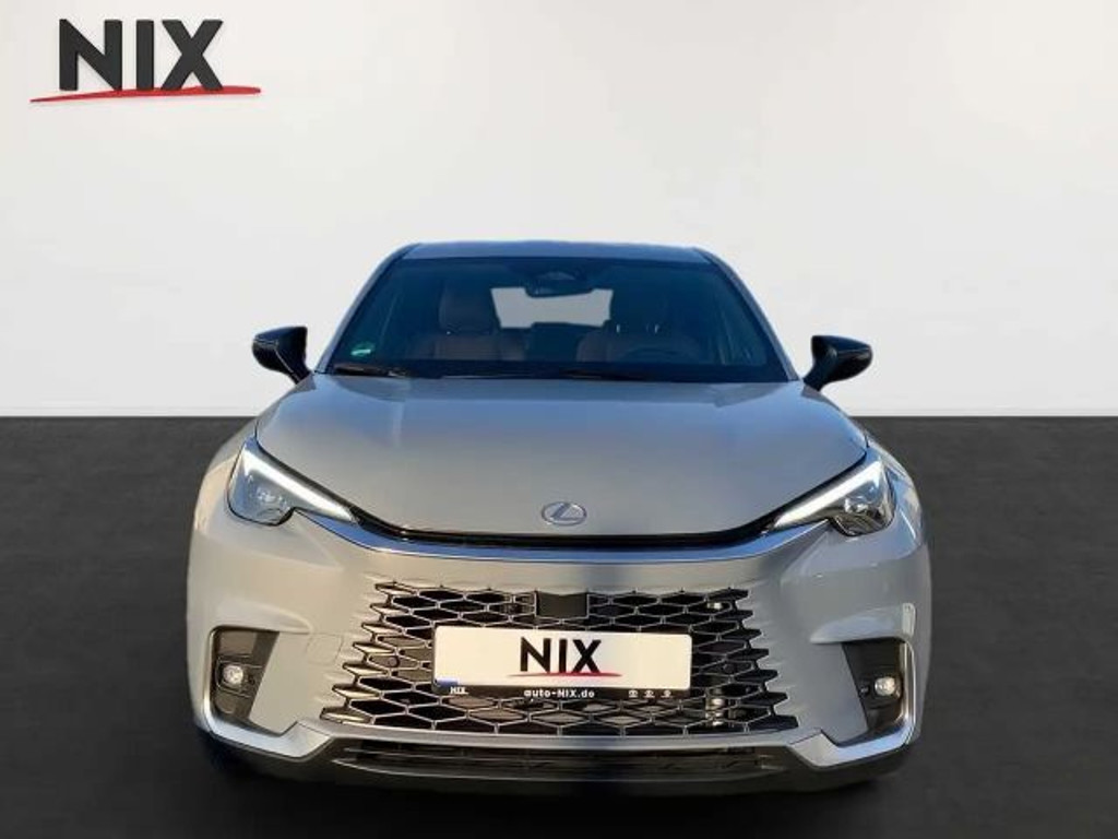 Lexus LBX