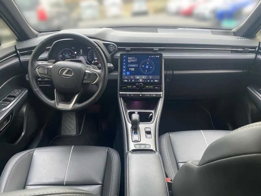 Lexus LBX