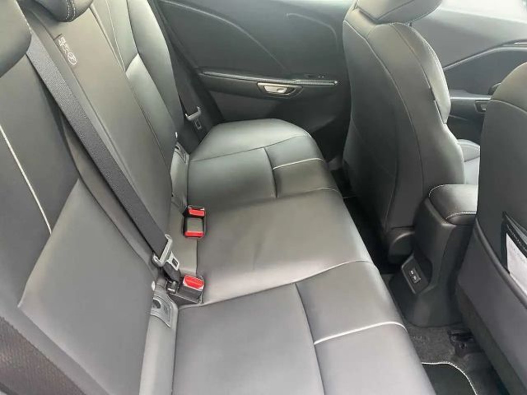 Lexus LBX