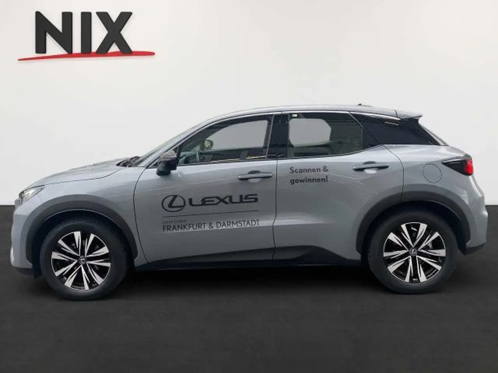 Lexus LBX