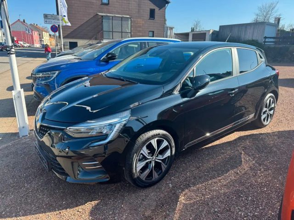 Renault Clio 2023 Benzine