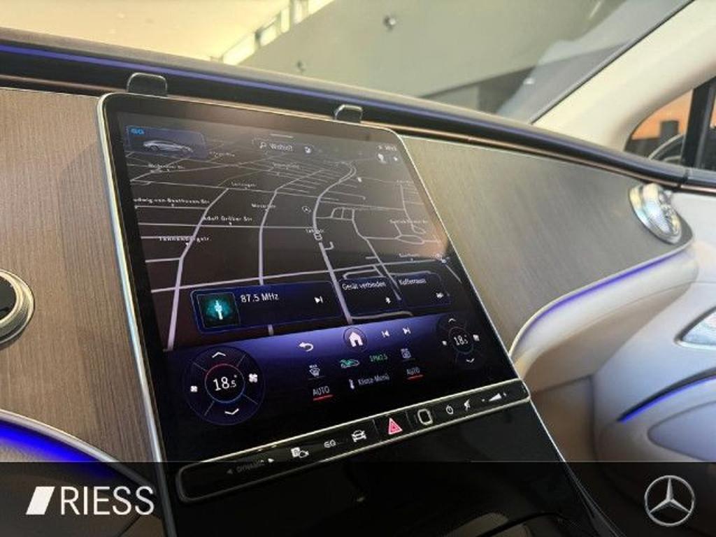 Mercedes-Benz EQS