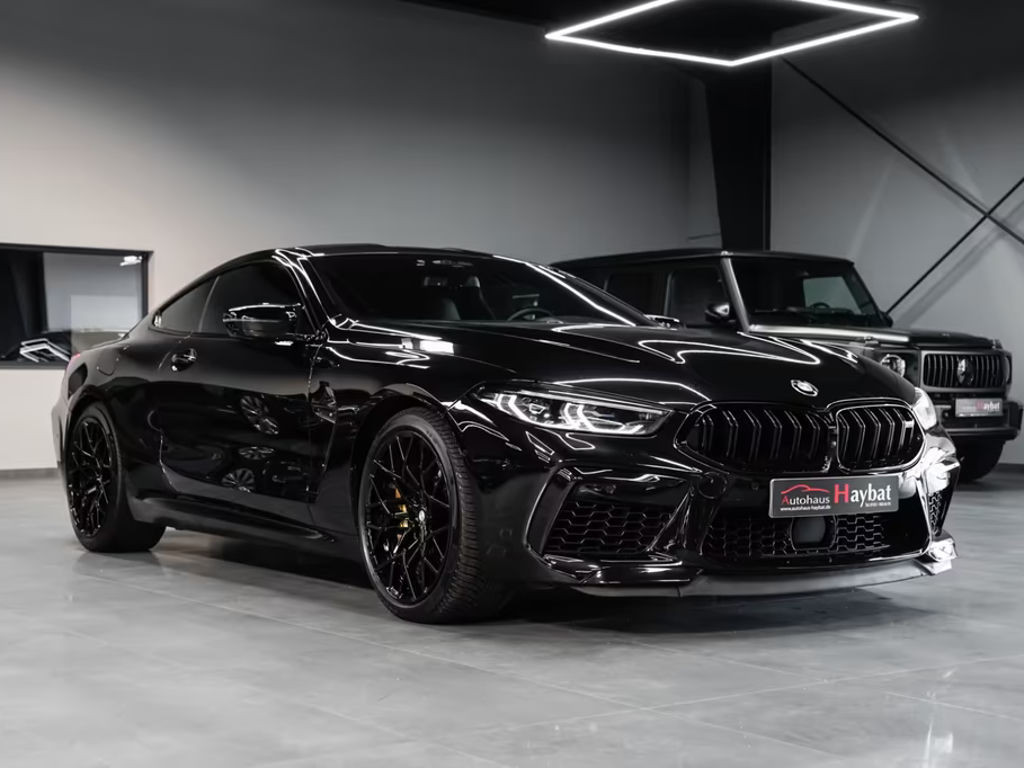 BMW M8 2024 Benzine