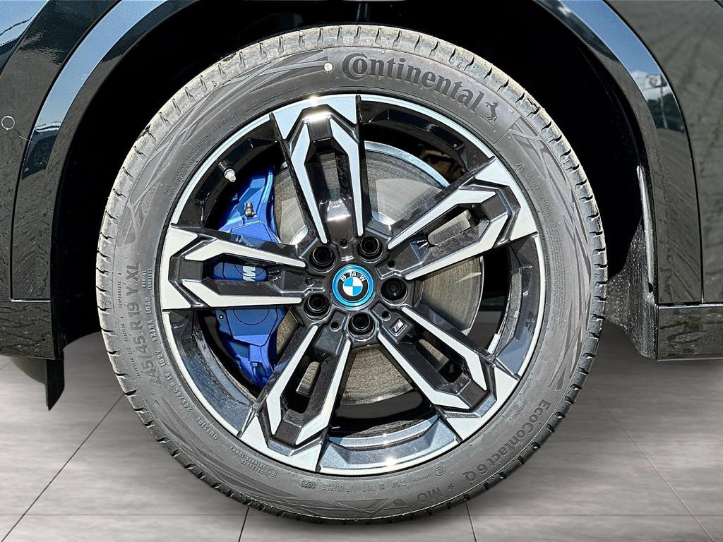 BMW iX2