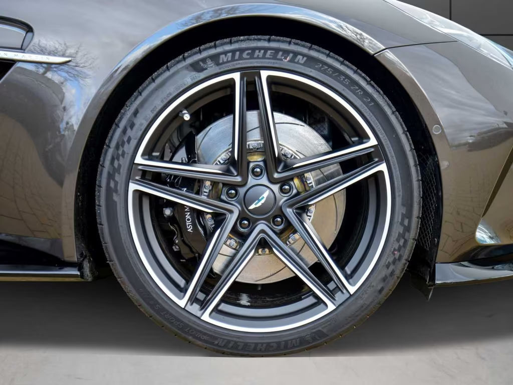 Aston Martin V8 Vantage