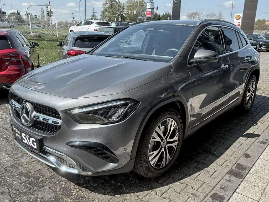 Mercedes-Benz GLA-Klasse 2025 Benzine