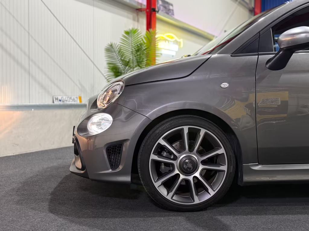 Abarth 595