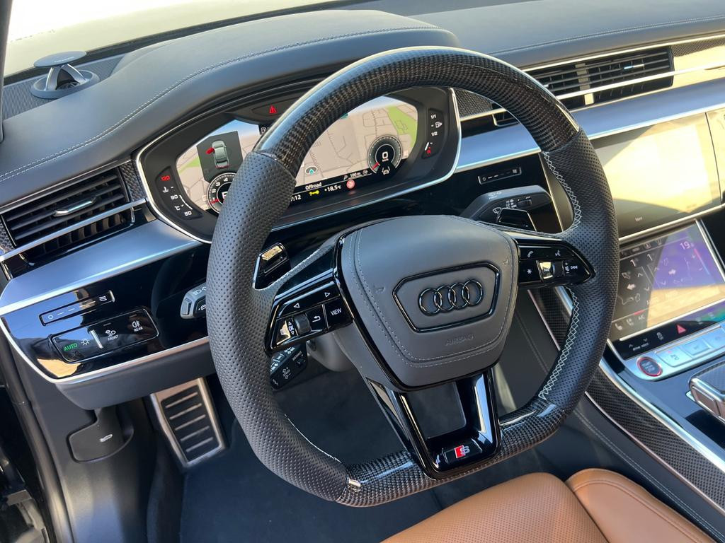 Audi S8