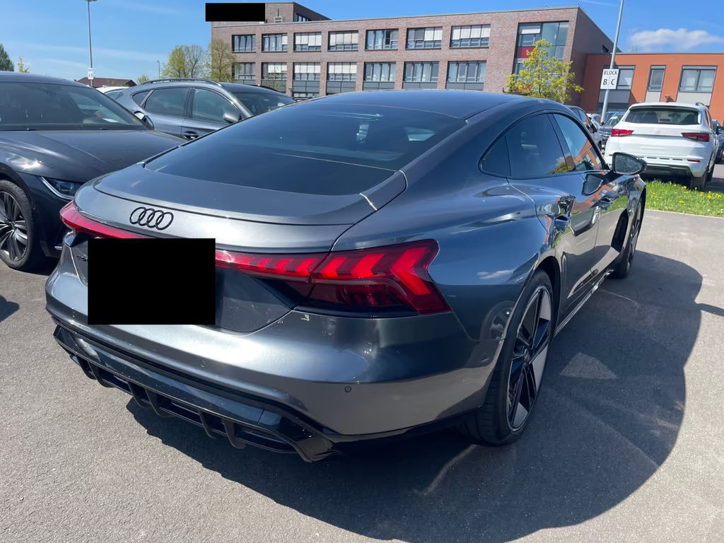 Audi e-tron GT