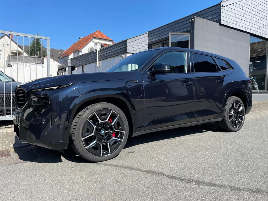 BMW XM 2023 Hybride Benzine