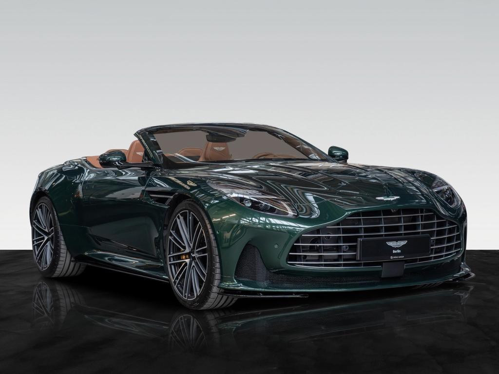 Aston Martin DB12