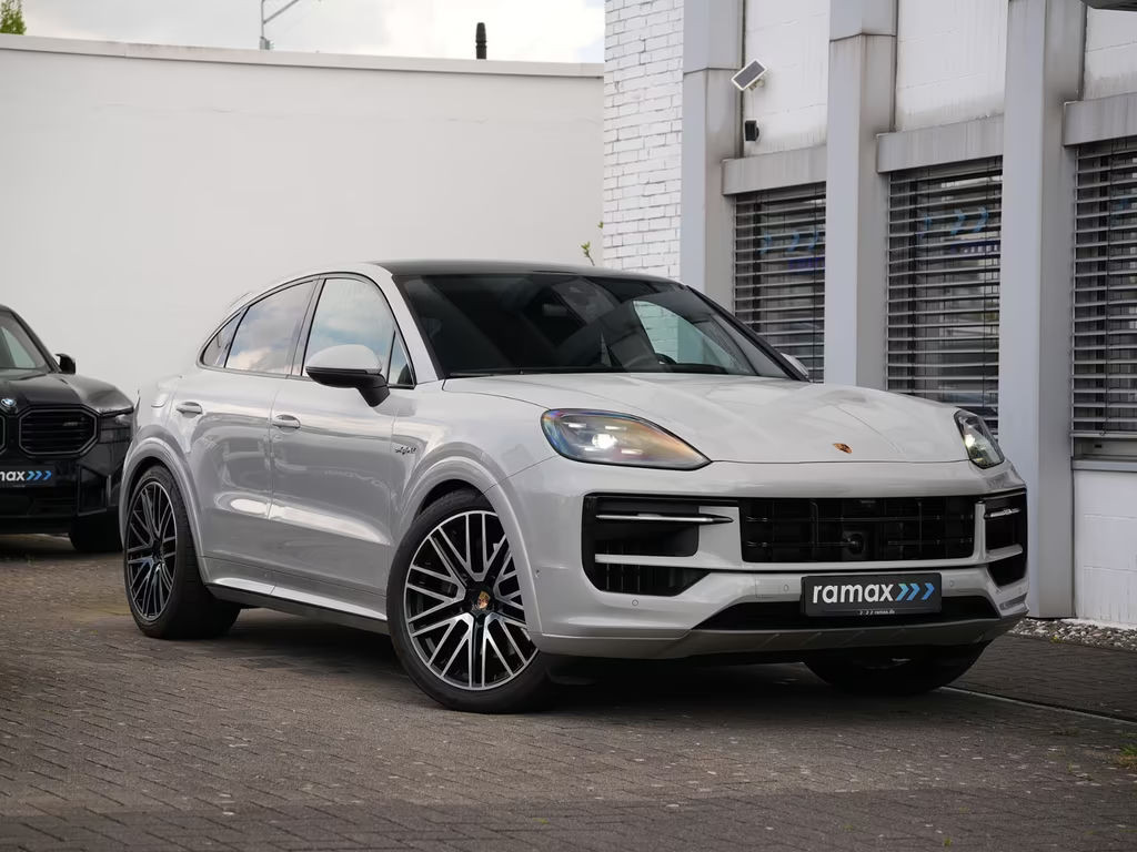 Porsche Cayenne 2024 Hybride Benzine