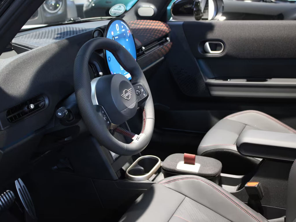 Mini John Cooper Works Cabrio
