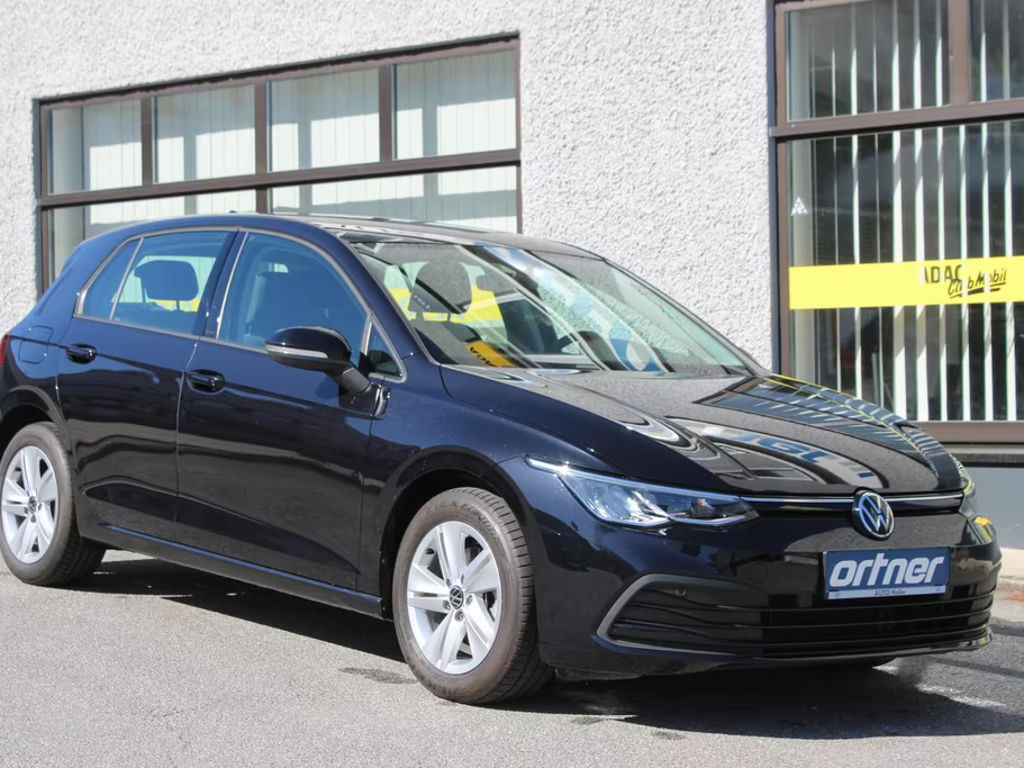 Volkswagen Golf 2022 Benzine