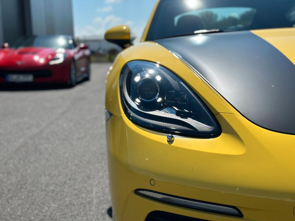 Porsche Cayman