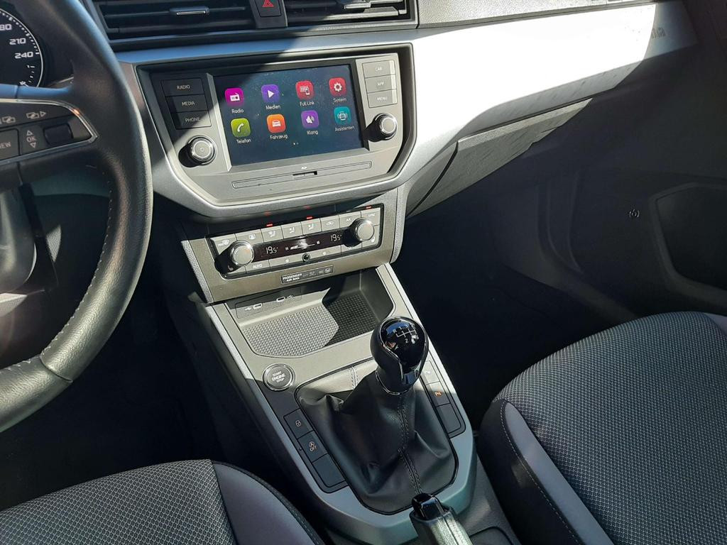 Seat Arona