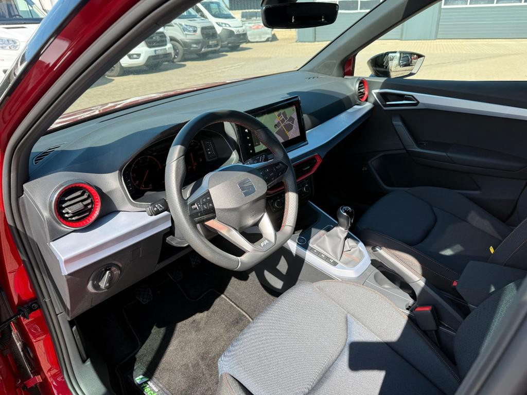 Seat Arona