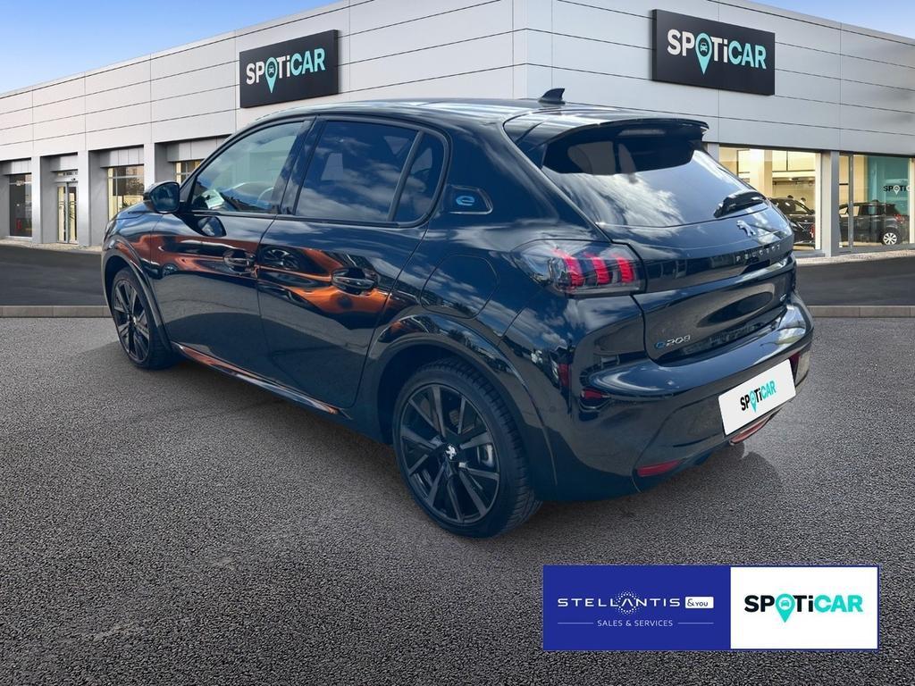 Peugeot e-208