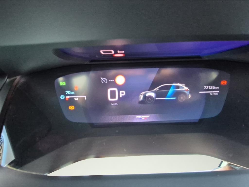 Peugeot e-208