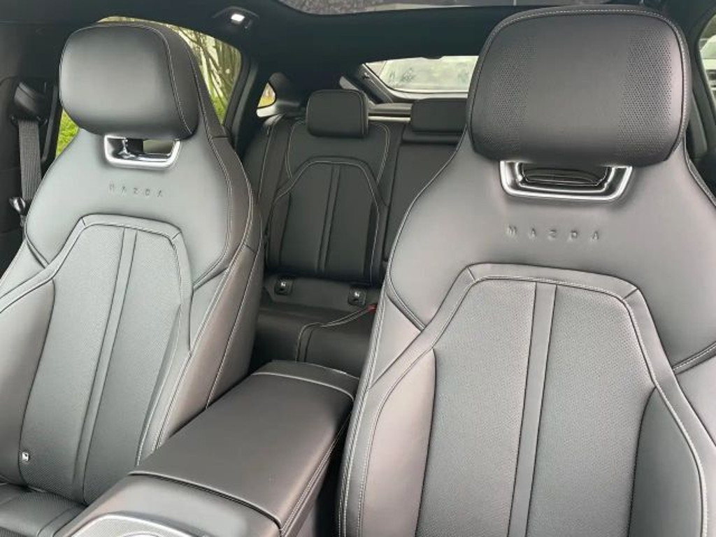 Mazda 6e