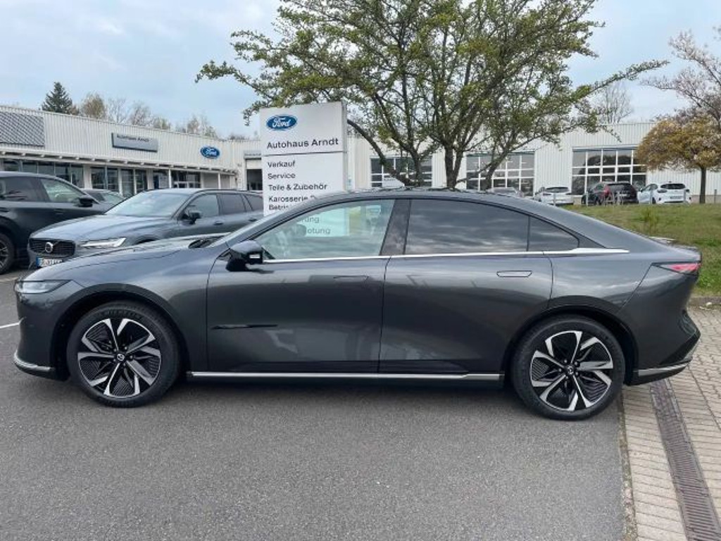 Mazda 6e