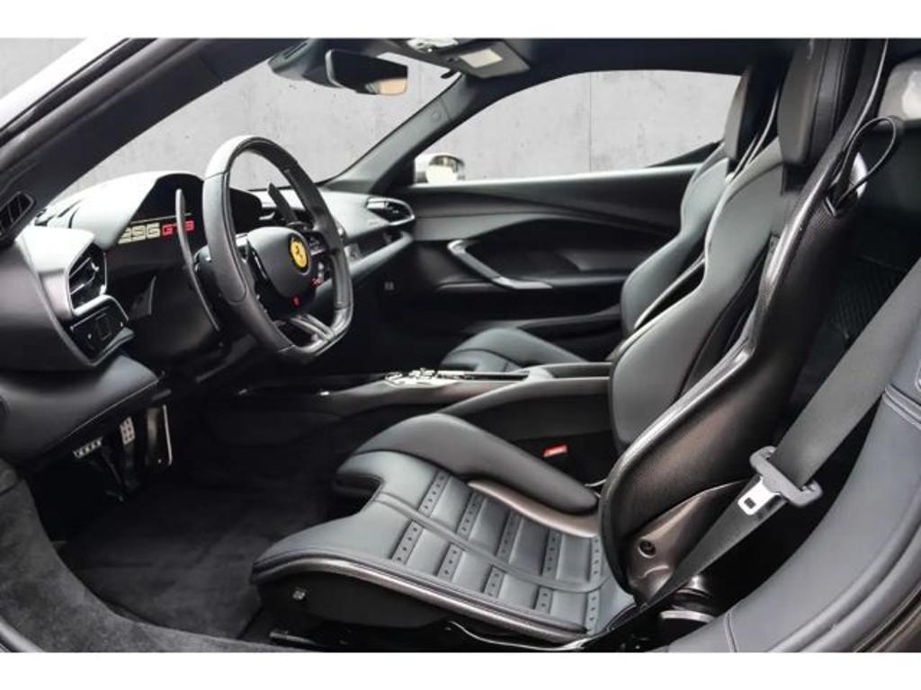Ferrari 296
