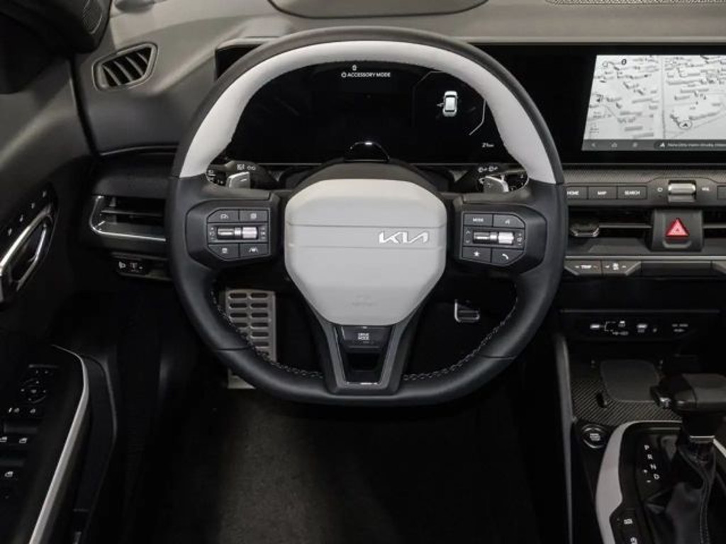 Kia K4