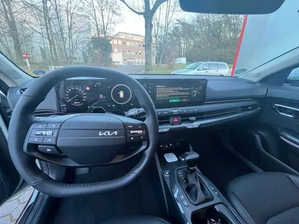 Kia K4