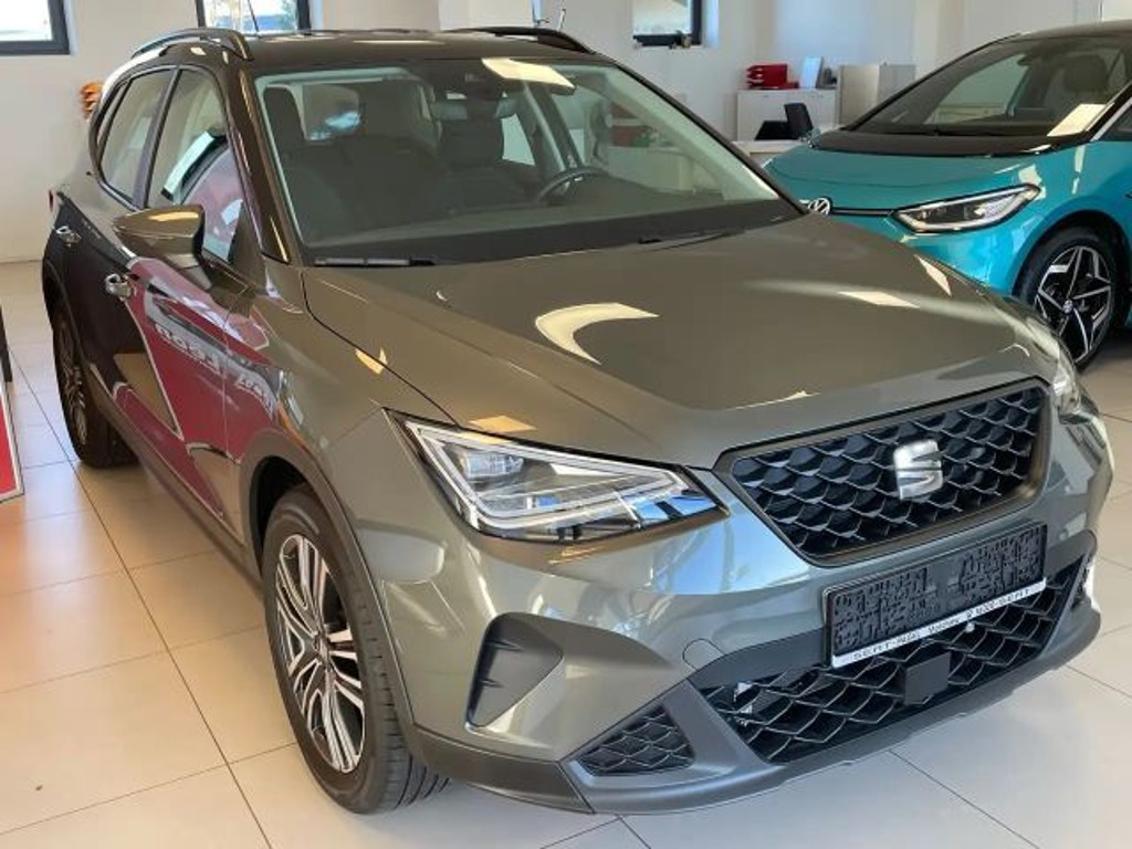 Seat Arona 2024 Benzine