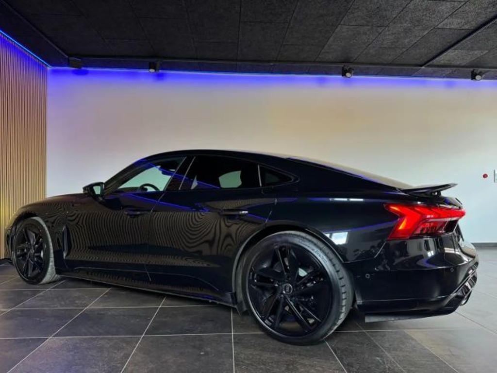 Audi e-tron GT