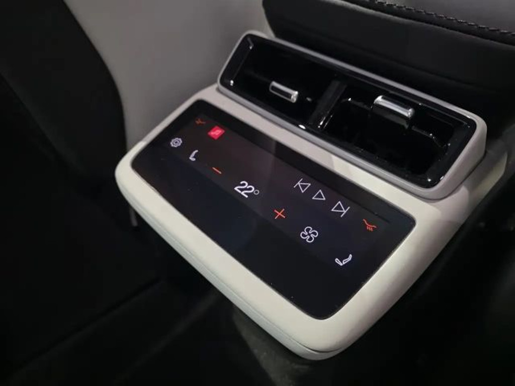 Polestar 4