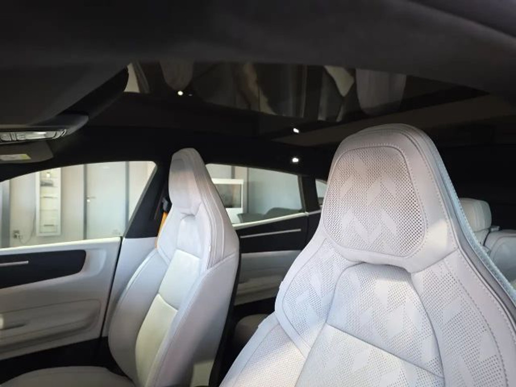Polestar 4