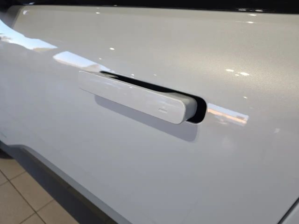 Polestar 4